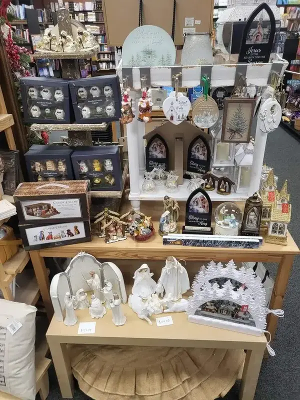 Nativity Sets & Christmas