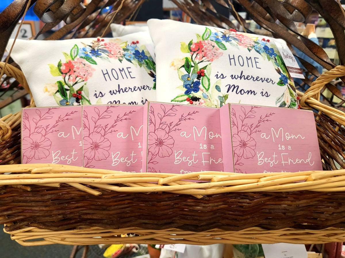 Mother's Day & Home Décor